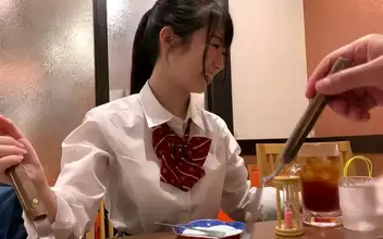 欧洲 Lesbian Kinkiness Hot Pussy Play Date Under the