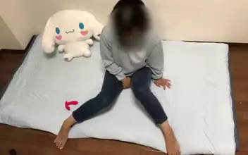 二区 Sizzling Housekeeper Delivers Irresistible Private Pleasure Sessions