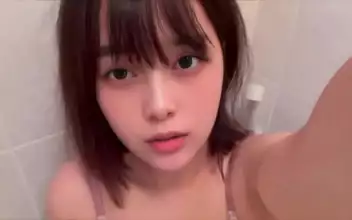 老师 Sexy Japanese Doll in Stockings Gives Hot Blowjob