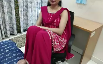 无套 Excited Female Teacher Takes Multiple Cums Inside Her