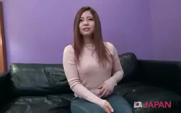 午夜 Wild Japanese Babe Thrills in a Rough, Passionate
