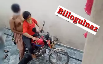 啪啪 Man Fucks Stunning Beauty Hard Into Her Pussy