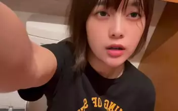 hd 污视频 Sexy Big-Cock Temptress Gives Deep Blow Job before