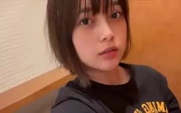 啪啪 公交车上 Seductive Nurse Delights Patients with Expert Oral Pleasure