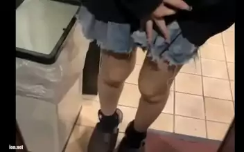 h Japanese Couple Screams Loudly While Fucking Outdoors