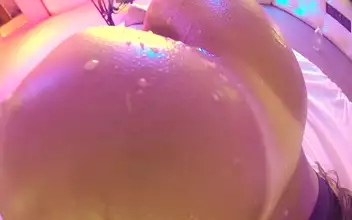 婷婷 Erena Aihara Shows Off Punk Tits While Getting